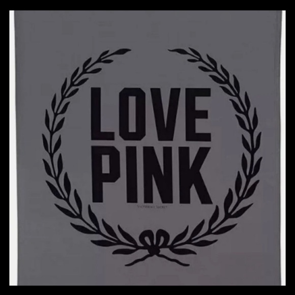 ๐PINK VS Vintage Stadium Blanket NIP๐ - Picture 7 of 7